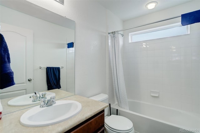 25812 E Cedar Pl, Aurora, CO 80018 - full bath featuring toilet, vanity, and shower / tub combo