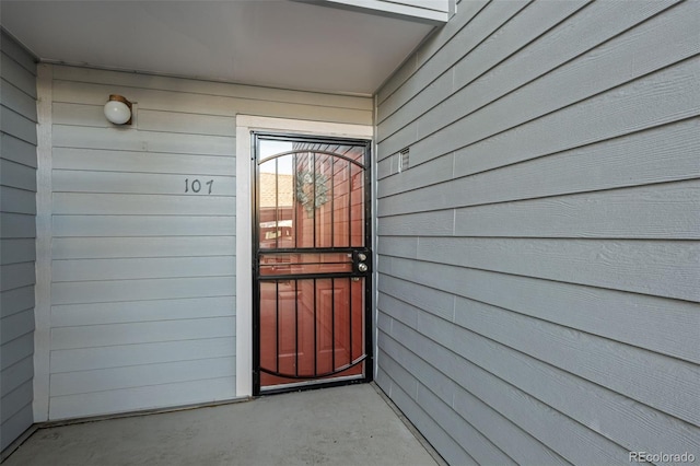 view of entrance to property