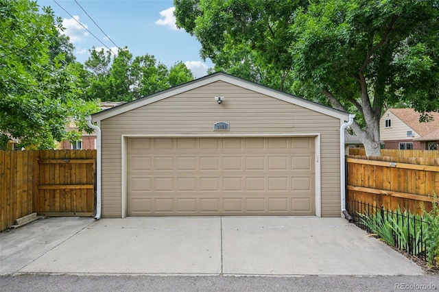2880 S High St, Denver, CO 80210 - view of detached garage