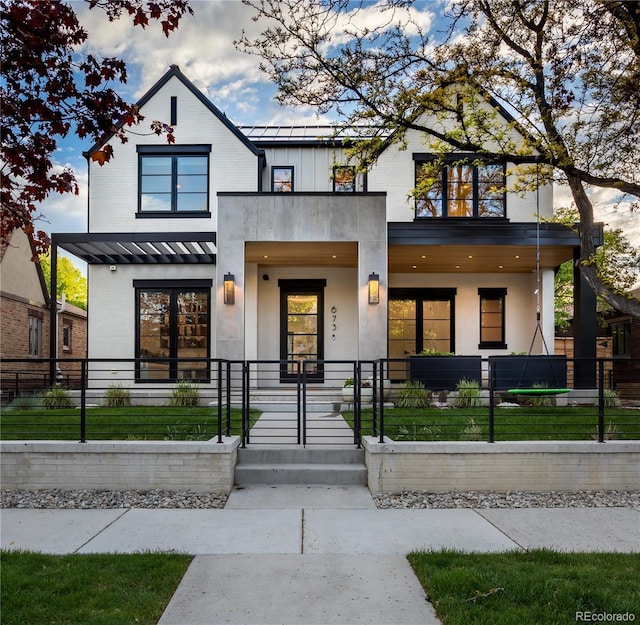 view of front of house with a porch