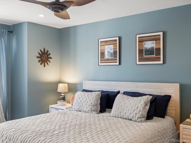 bedroom featuring ceiling fan