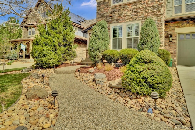 view of yard featuring a garage