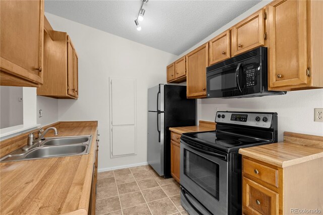 4521 Castlepoint Dr, Colorado Springs, CO 80917 - photo 13