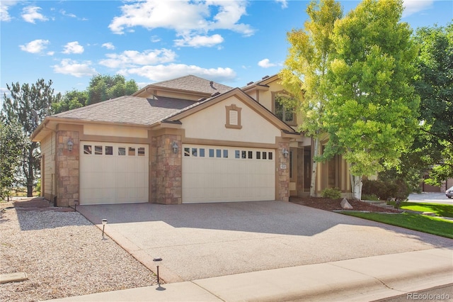 view of front facade featuring a garage