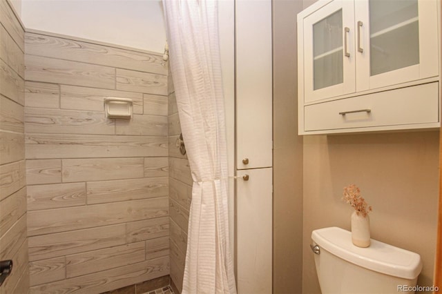 101 Ryan Gulch Ct Unit A202, Silverthorne, CO 80498 - bathroom featuring a tile shower
