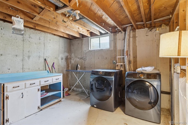 269 Beryl Way, Broomfield, CO 80020 - clothes washing area with washing machine and clothes dryer