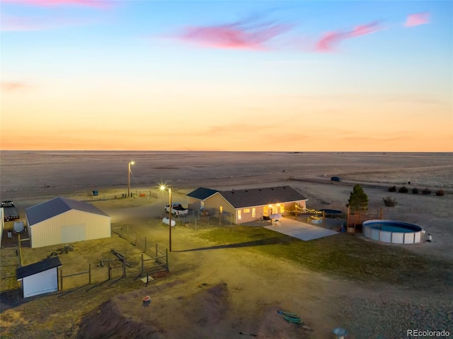 view of aerial view at dusk