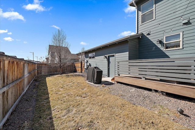 view of yard featuring a fenced backyard