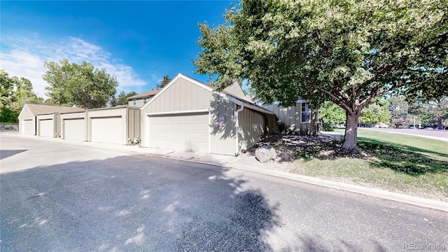 9002 E Amherst Dr Unit A, Denver, CO 80231 - photo 31