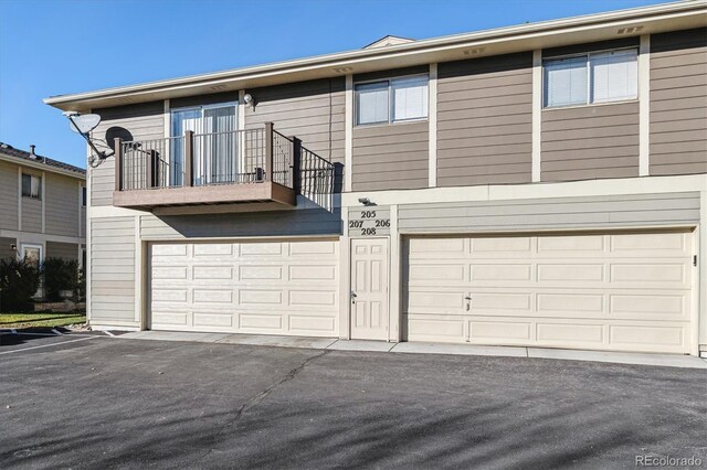 view of front of home featuring an attached garage