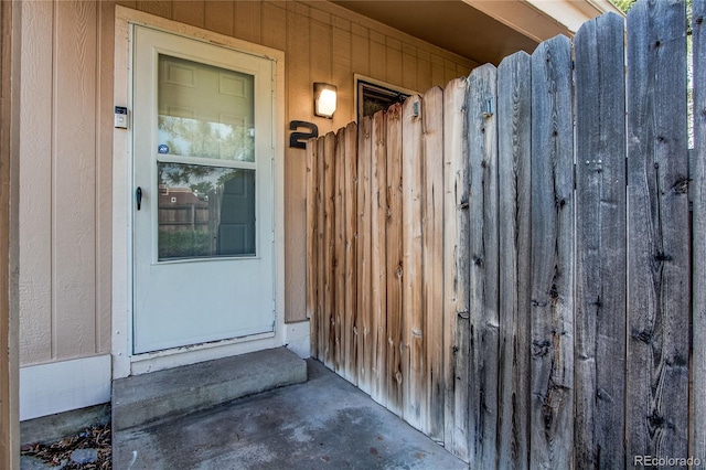 view of entrance to property