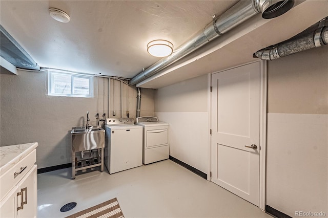 2274 S Cherry St, Denver, CO 80222 - laundry room with washer and dryer