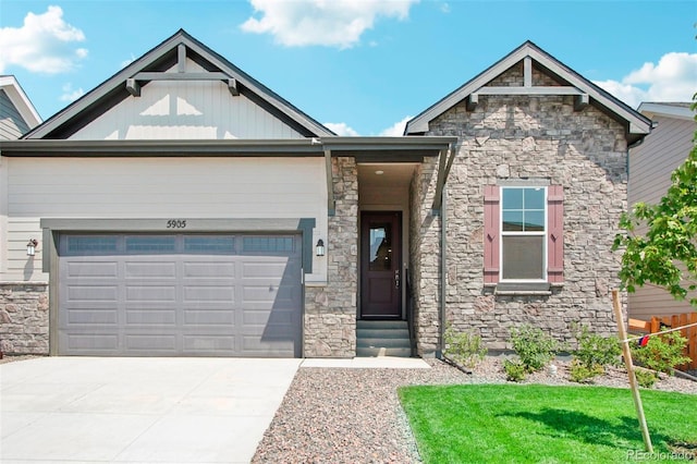 view of front facade with a garage