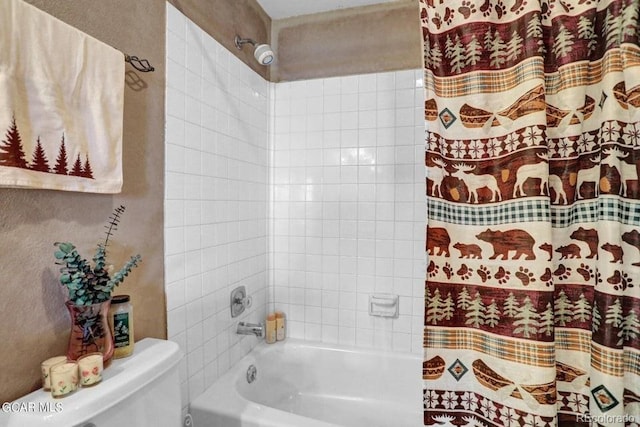153 Gcr 135, Kremmling, CO 80459 - bathroom with toilet and shower / bath combo with shower curtain