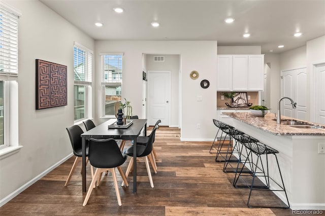 315 Zeppelin Way, Fort Collins, CO 80524 - dining area featuring dark wood-type flooring, recessed lighting, and baseboards