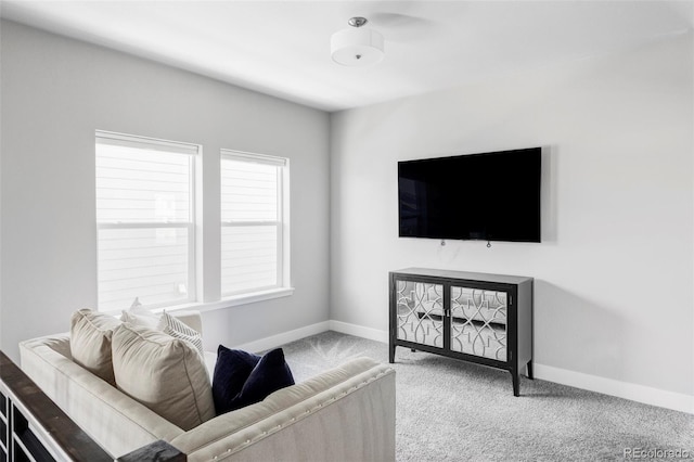 6037 N Netherland Ct, Aurora, CO 80019 - carpeted living room with baseboards