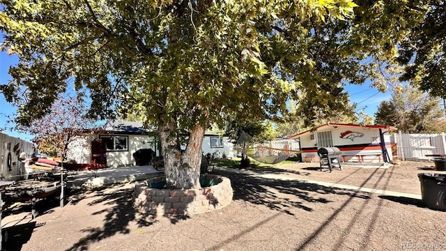 view of front facade featuring a patio area