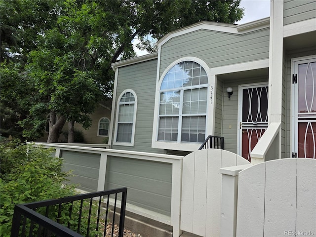 5741 W Asbury Pl, Lakewood, CO 80227 - view of property exterior