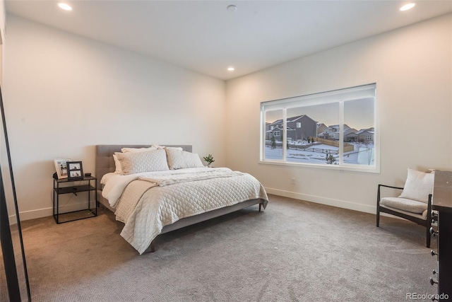 view of carpeted bedroom