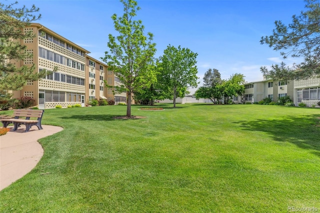 9320 E Center Ave Unit 4B, Denver, CO 80247 - view of home's community with a yard