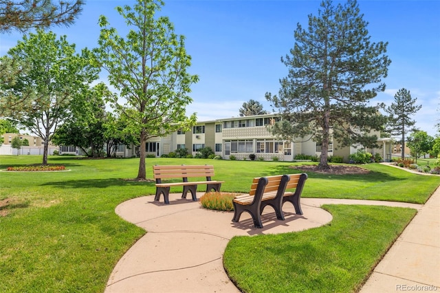 9320 E Center Ave Unit 4B, Denver, CO 80247 - view of home's community featuring a yard