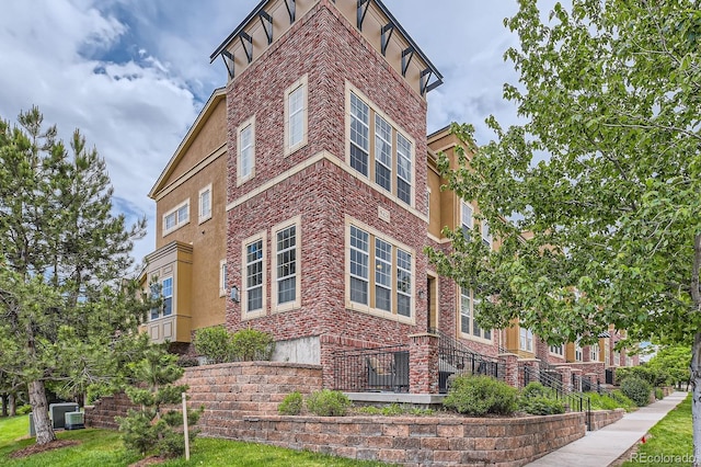 9424 Ridgeline Blvd, Highlands Ranch, CO 80129 - view of property