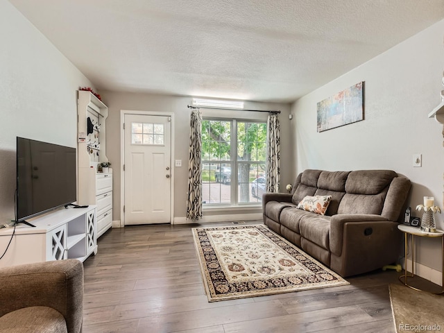 2797 E Nichols Cir, Centennial, CO 80122 - photo 3