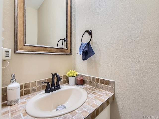 2797 E Nichols Cir, Centennial, CO 80122 - photo 6