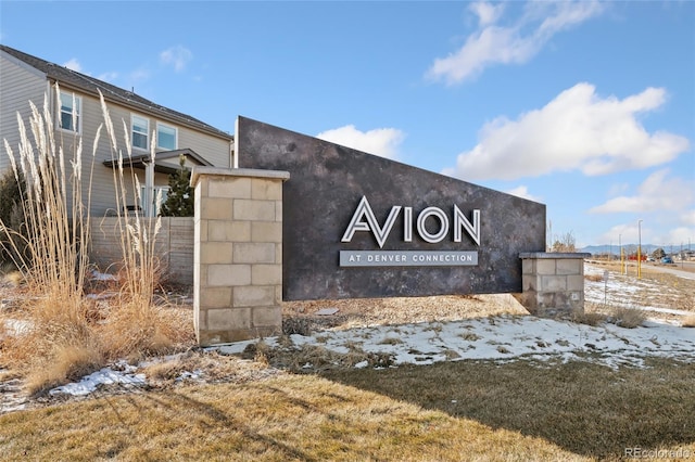 15842 E Warner Dr, Denver, CO 80239 - photo 30