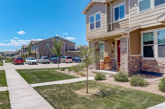 4316 S Netherland St, Aurora, CO 80015 - view of grassy yard with a residential view