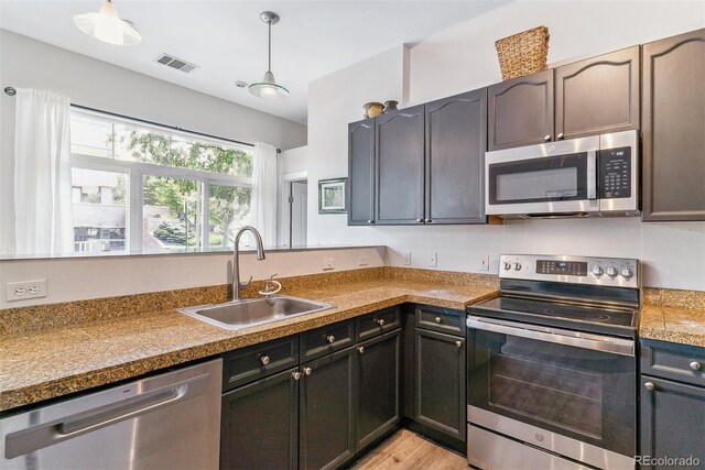 5677 S Park Pl Unit A102, Englewood, CO 80111 - photo 3