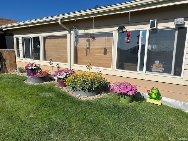 21300 County Road 13, La Jara, CO 81140 - view of side of property with a lawn