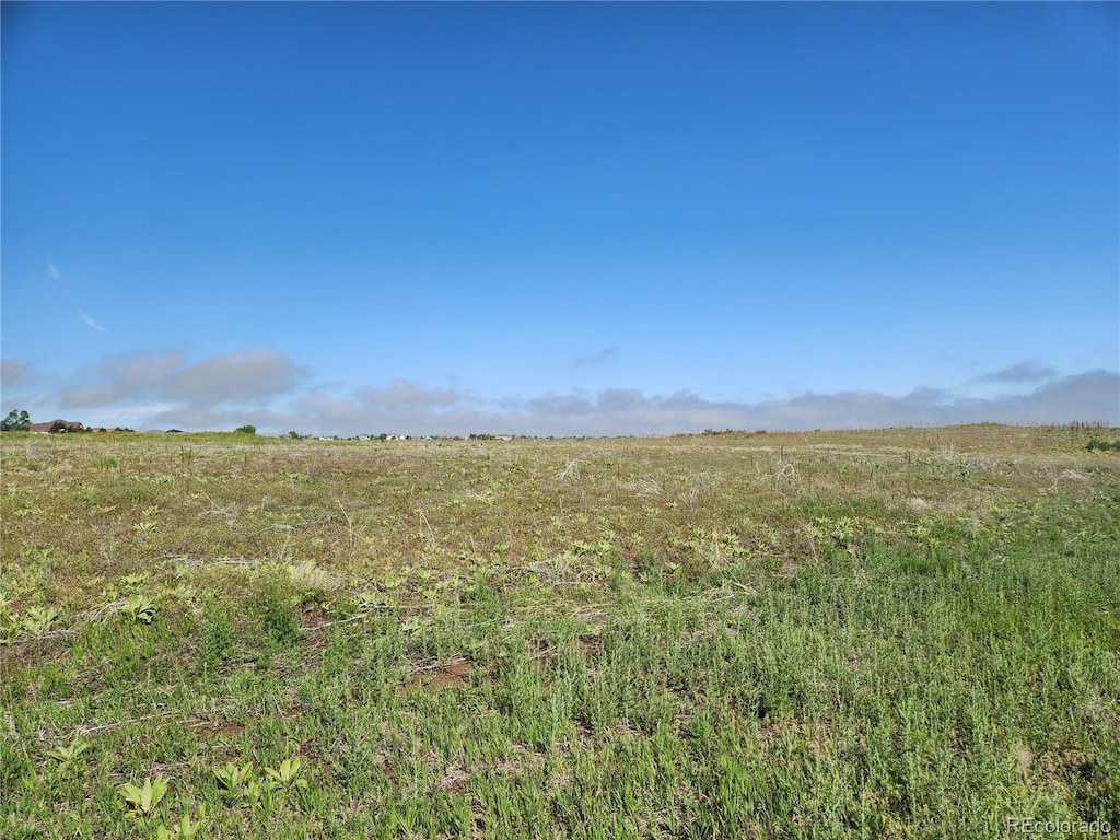 885 Antelope Dr E, Bennett, CO 80102