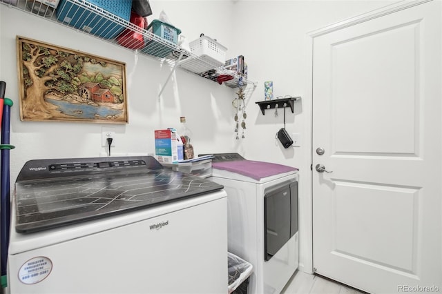 310 Quincy Rr Ave, Keenesburg, CO 80643 - laundry area featuring washer and clothes dryer and laundry area
