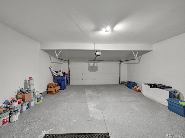 15915 E Mercer Cir, Aurora, CO 80013 - garage with a garage door opener