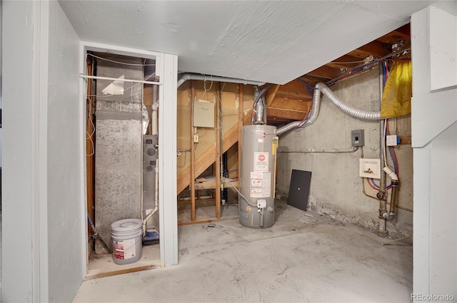 7819 Tejon St, Denver, CO 80221 - unfinished basement featuring water heater