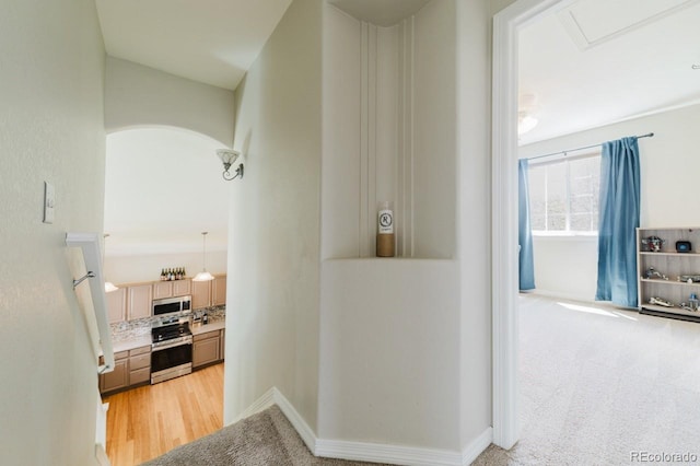 15389 E 99th Way, Commerce City, CO 80022 - hallway with light colored carpet and baseboards