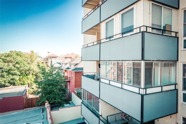 1255 N Ogden St Unit 305, Denver, CO 80218 - view of side of home