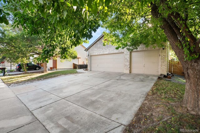 11384 Oakland Dr, Henderson, CO 80640 - photo 3