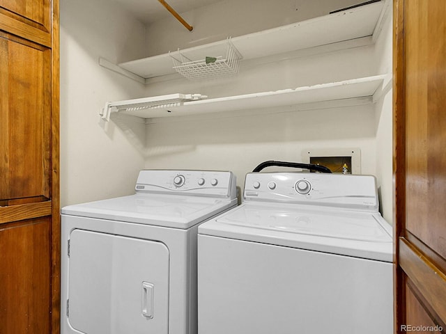 7781 S Curtice Dr Unit D, Littleton, CO 80120 - washroom with washing machine and dryer