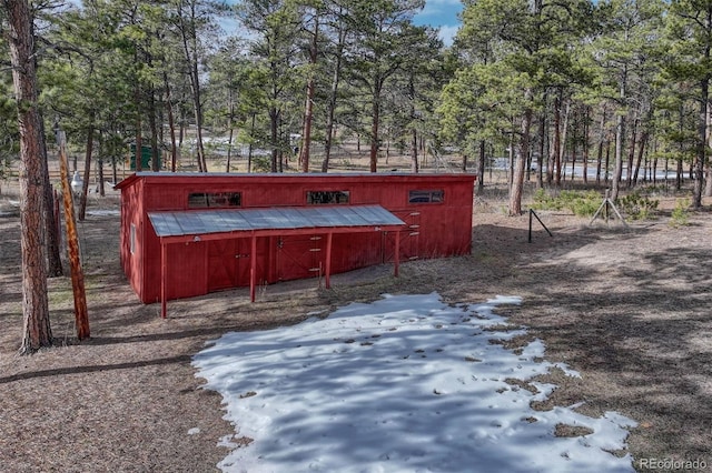 view of outdoor structure