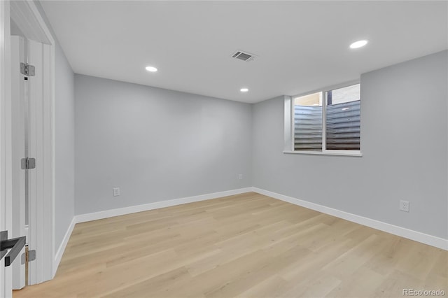 6526 S Elmwood St, Littleton, CO 80120 - unfurnished room with light wood-style flooring, baseboards, and recessed lighting