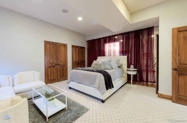 7022 Secrest Ct, Arvada, CO 80007 - bedroom featuring light colored carpet, baseboards, and recessed lighting