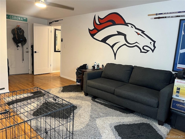 1158 E Easter Ct, Centennial, CO 80122 - living area featuring wood finished floors and a ceiling fan