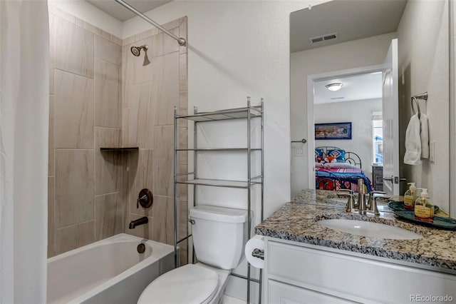 full bathroom featuring toilet, shower / tub combo with curtain, vanity, and connected bathroom