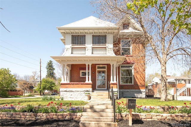 view of front of house featuring a porch