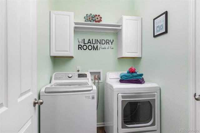 9628 Albion Ln, Thornton, CO 80229 - laundry area featuring cabinet space and independent washer and dryer