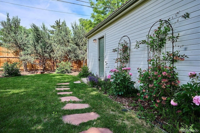 225 N Ivanhoe St, Denver, CO 80220 - view of yard