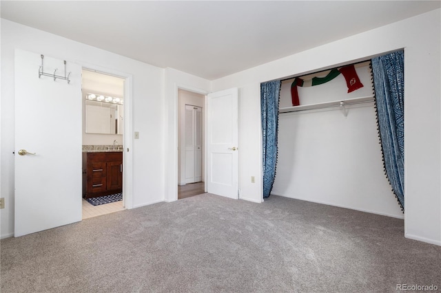 4374 E Peakview Cir, Centennial, CO 80121 - unfurnished bedroom featuring carpet, a closet, and ensuite bathroom