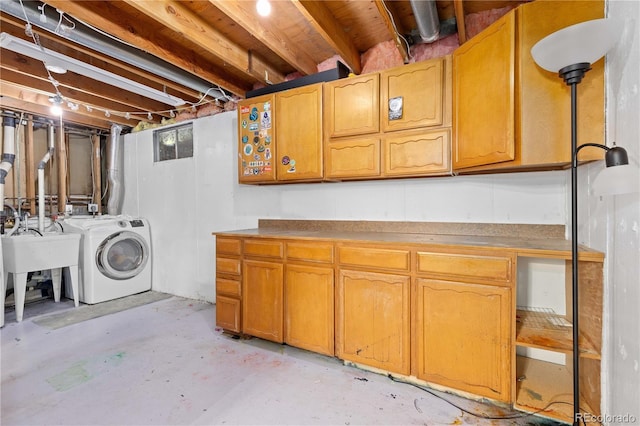 4374 E Peakview Cir, Centennial, CO 80121 - basement featuring washer and dryer and a sink